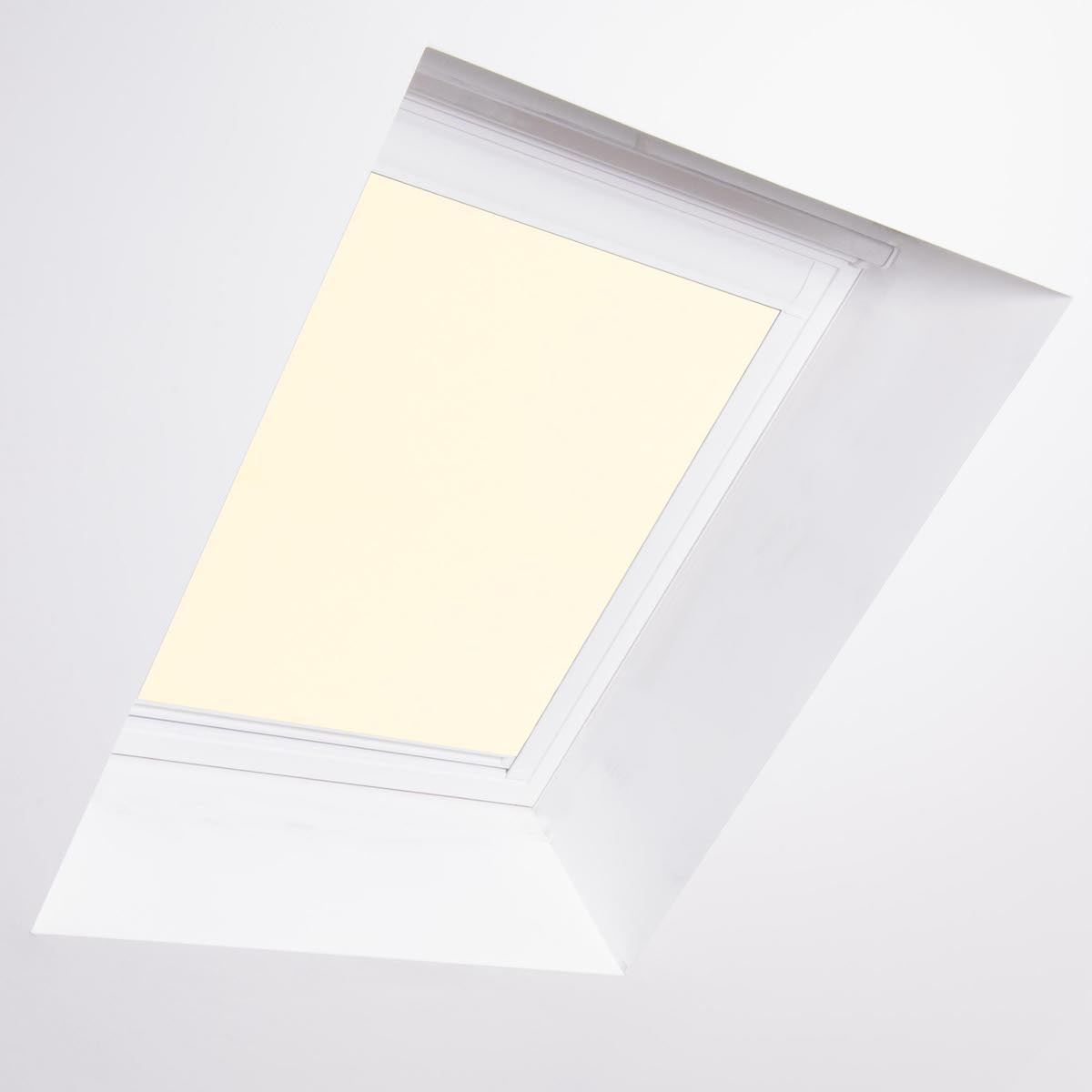 Blackout Delicate Cream Skylight Blind