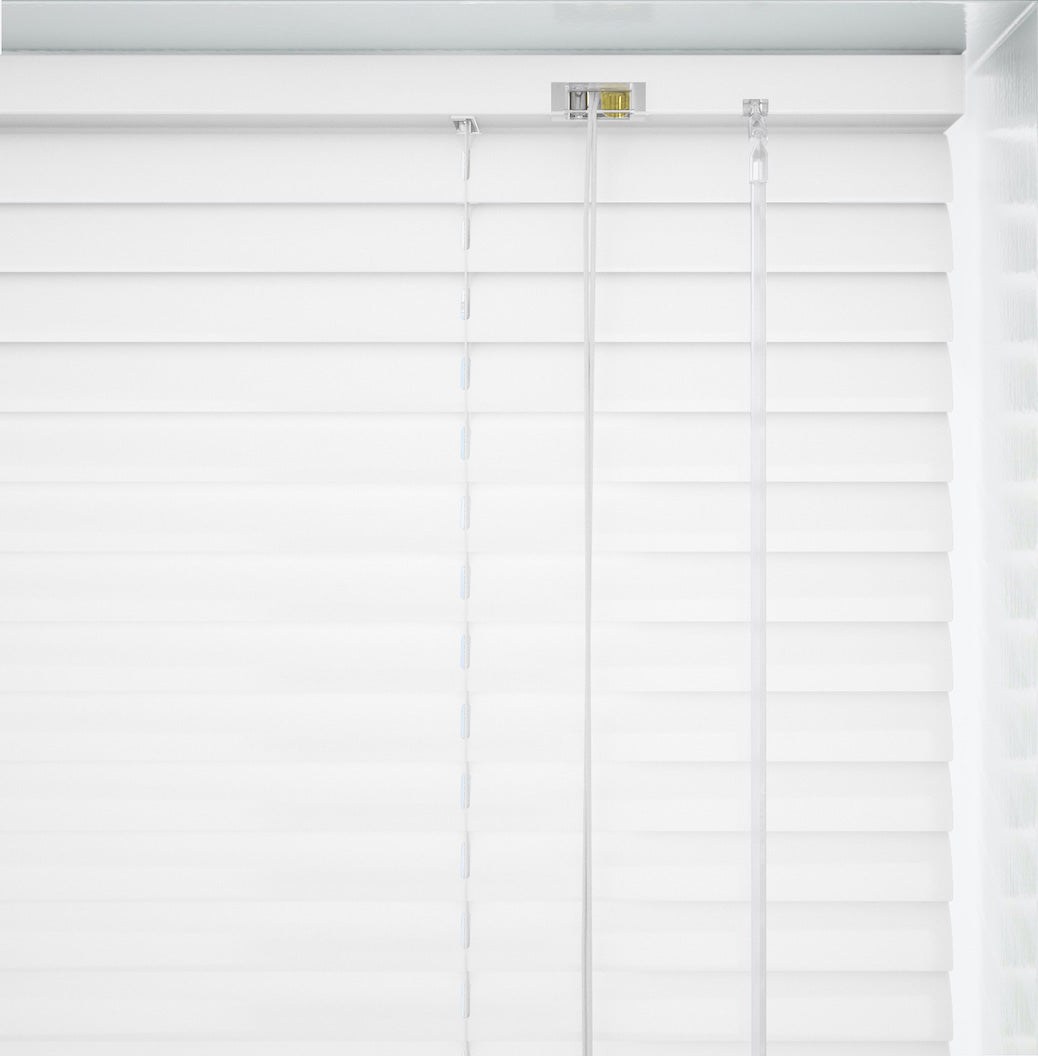 Classic White MetalVenetian Blind - 25mm