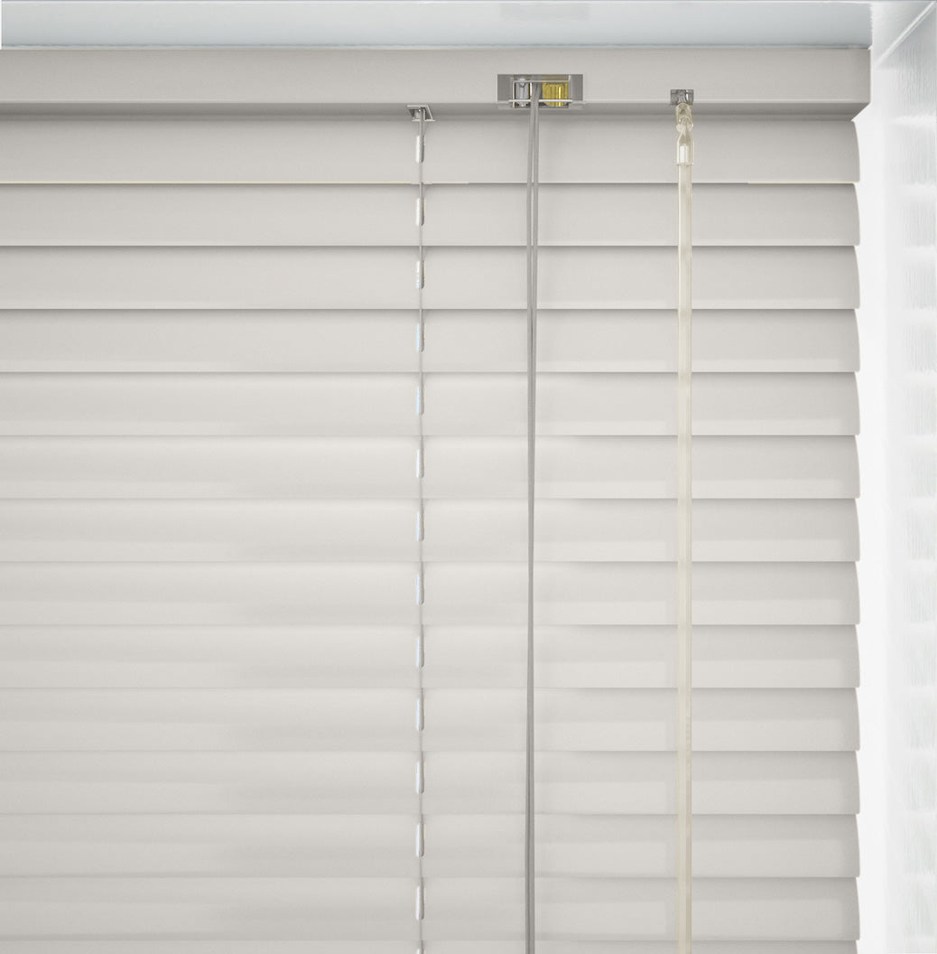 Off White Metal Venetian Blind - 25mm
