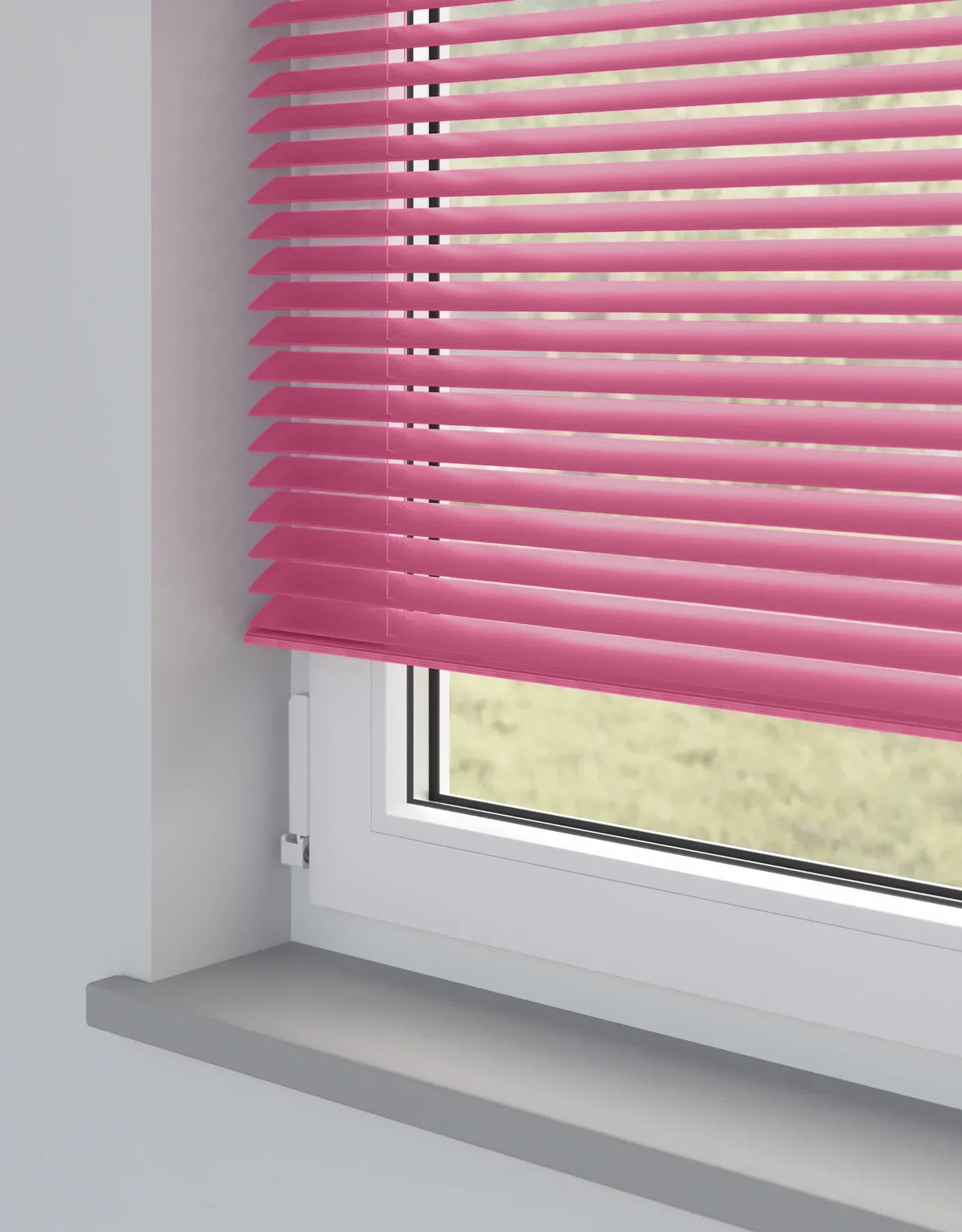 Fuschia Metal Venetian Blind