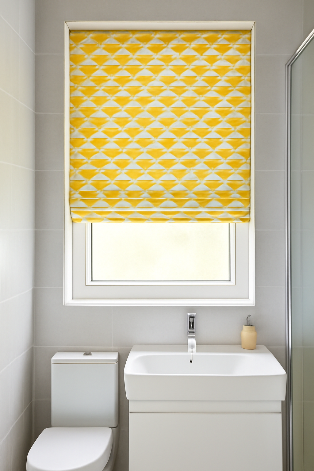Arena Mode Mimosa Roman Blind