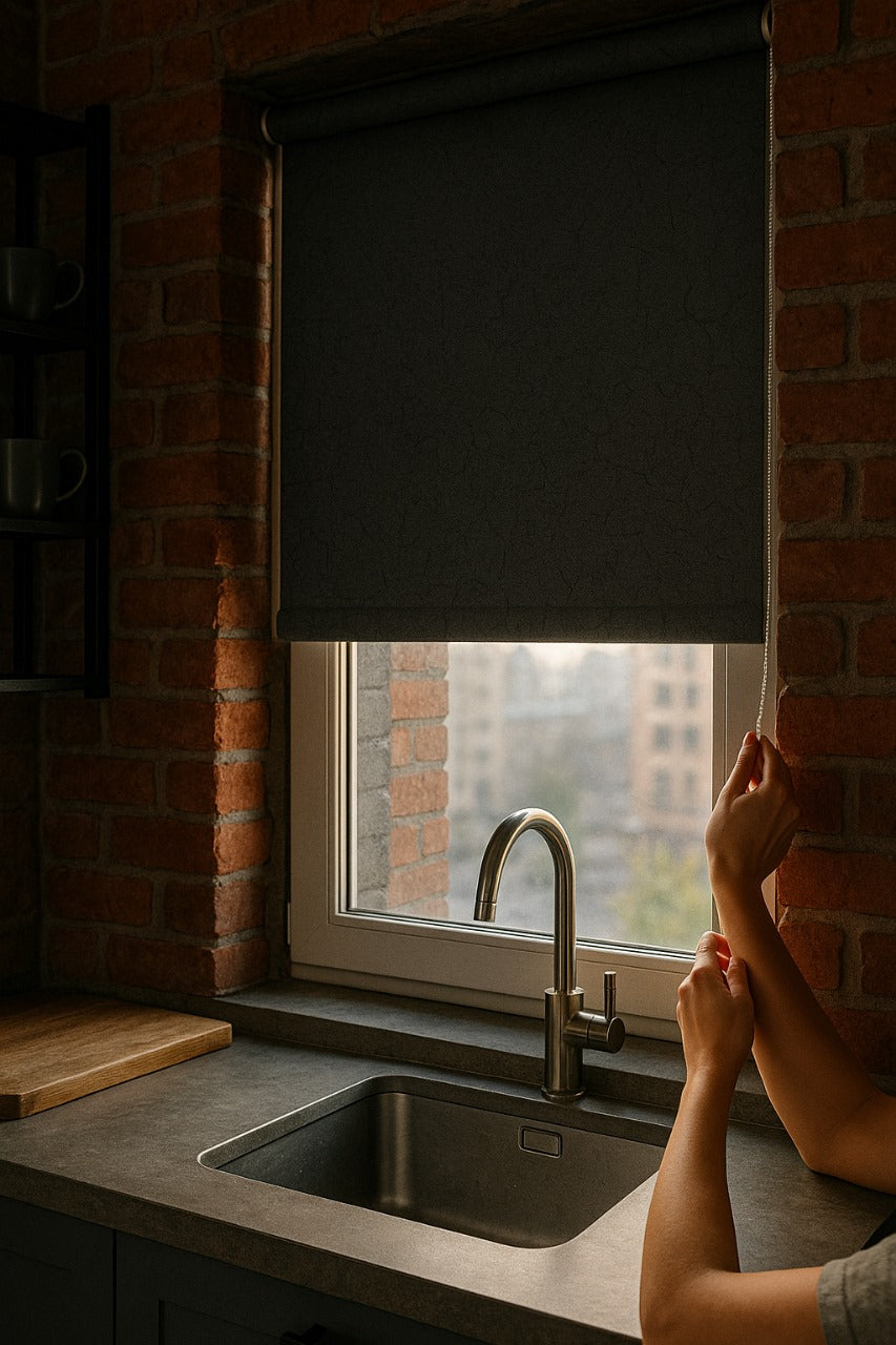 Boston Fr Black Roller Blind