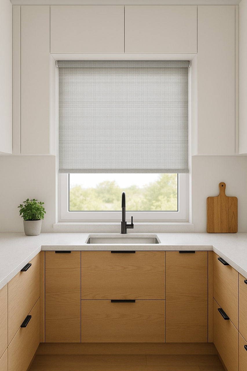 Venga Forest Electrical Roller Blind