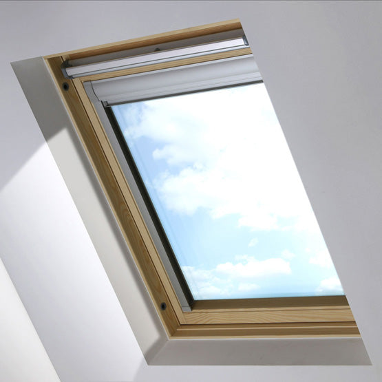 Blackout Blossom White Skylight Blind